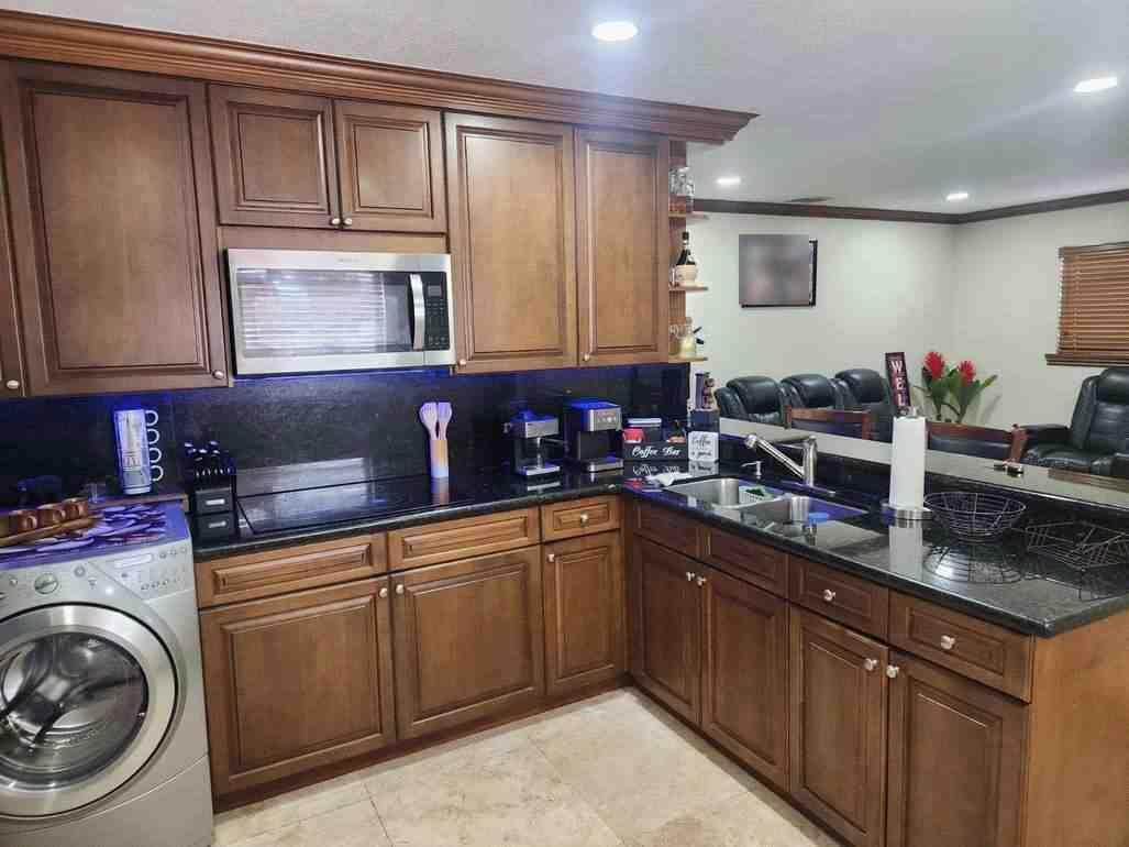 Ver detalles / 0 2115 sq. ft. $ 2026-08-28 0 foto