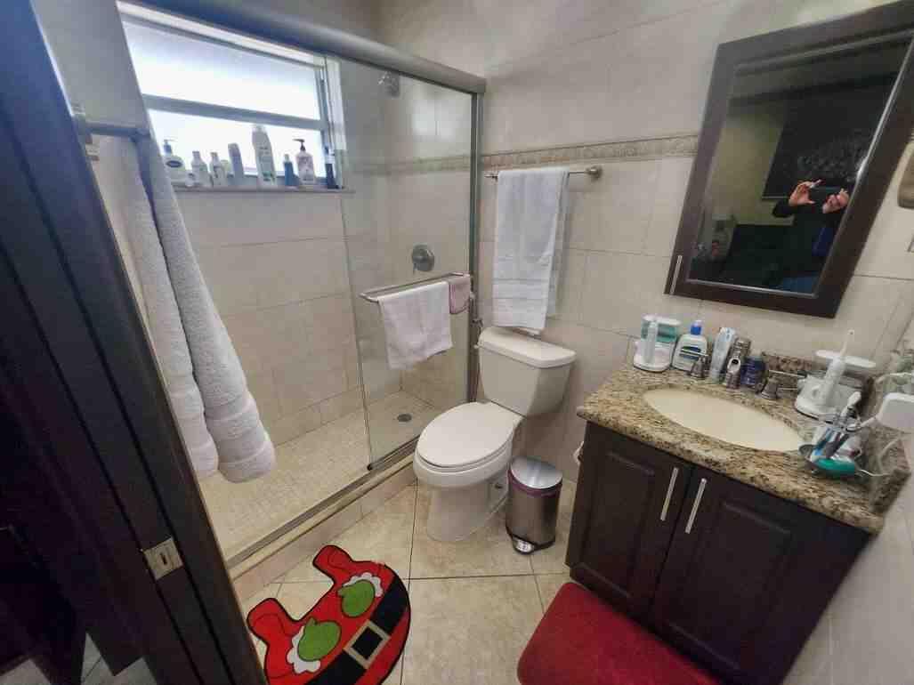 Ver detalles / 0 2115 sq. ft. $ 2026-08-28 0 foto