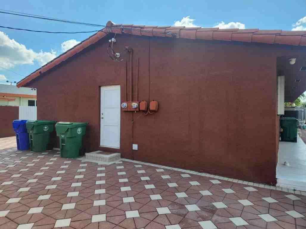 Ver detalles / 0 2115 sq. ft. $ 2026-08-28 0 foto