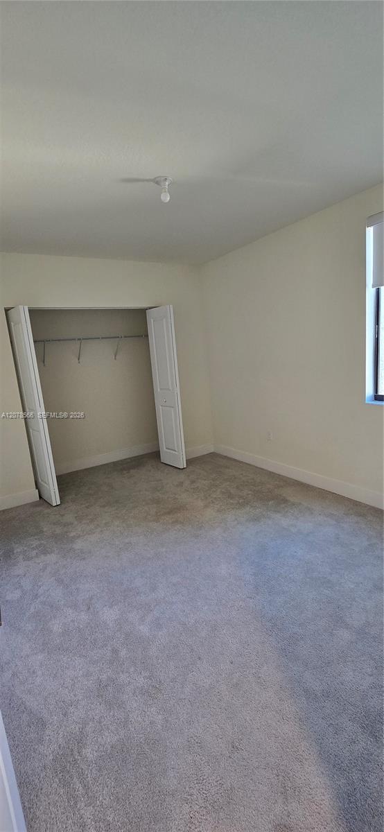 See details 4242 3 / 4 2116 sq. ft. $ 2026-08-27 0 Photo