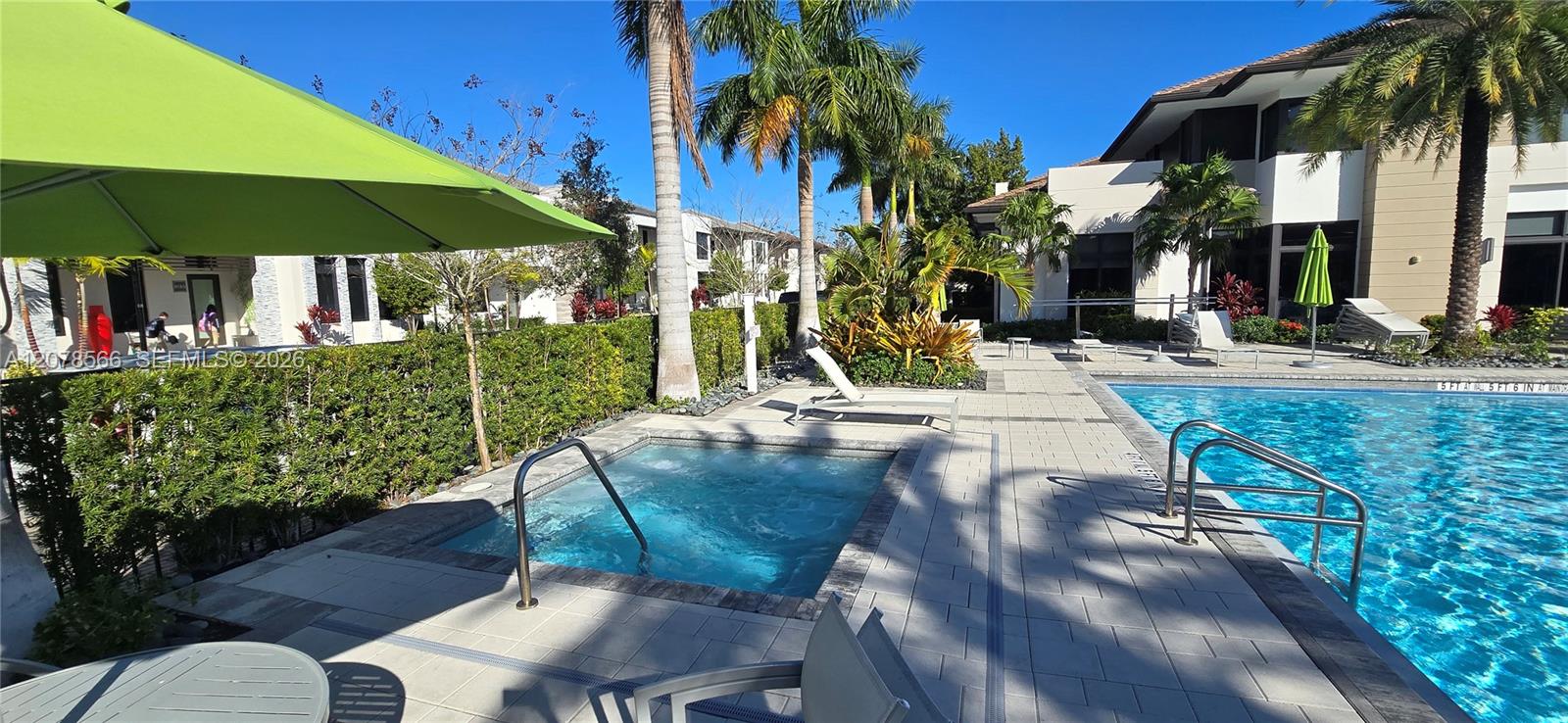 See details 4242 3 / 4 2116 sq. ft. $ 2026-08-27 0 Photo