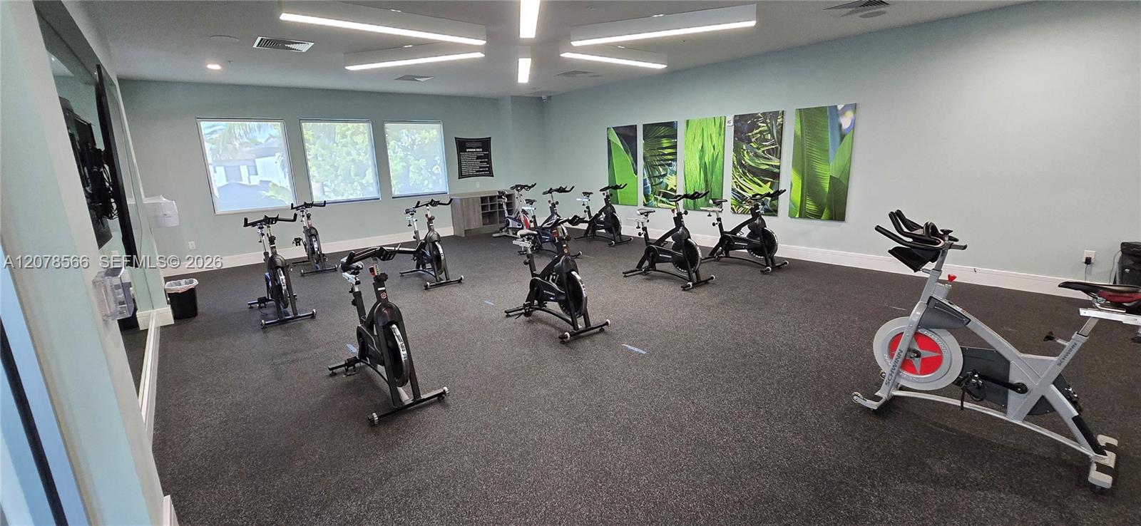 See details 4242 3 / 4 2116 sq. ft. $ 2026-08-27 0 Photo