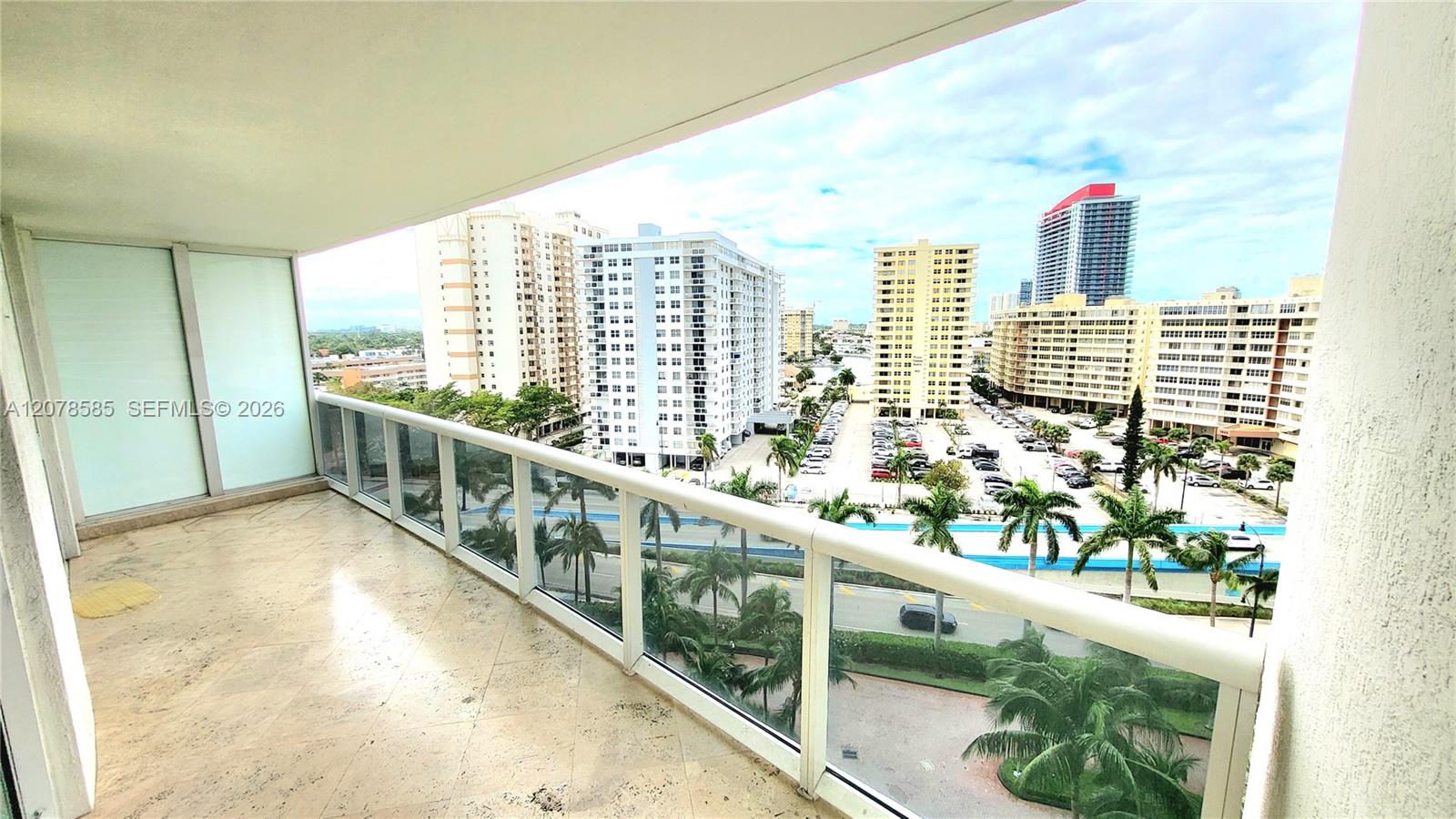 909 2 / 1 1086 sq. ft. $ 2026-08-27 0 foto