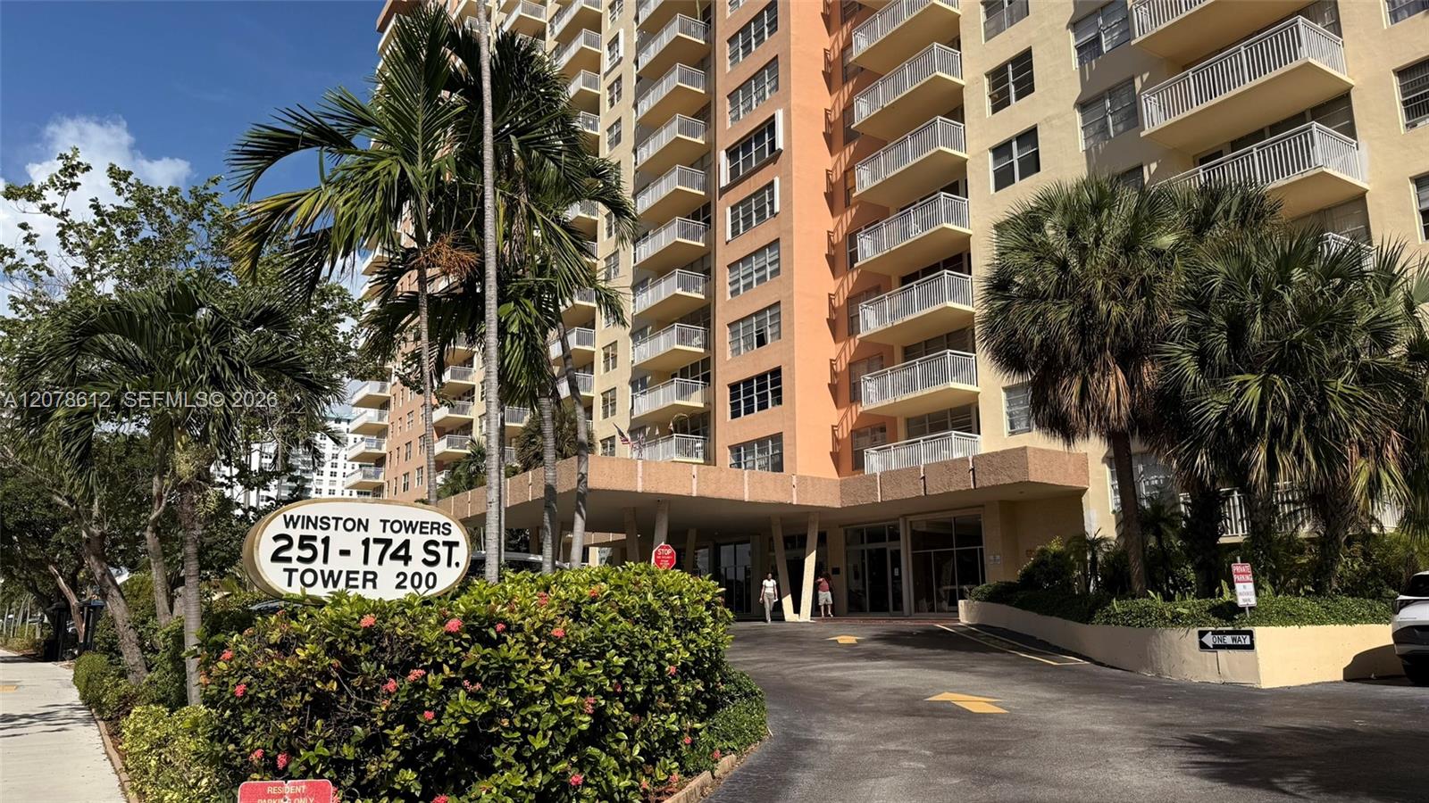 See details 608 2 / 2 1087 sq. ft. $ 2026-09-30 0 Photo