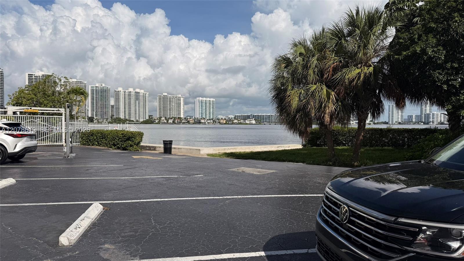 See details 608 2 / 2 1087 sq. ft. $ 2026-09-30 0 Photo