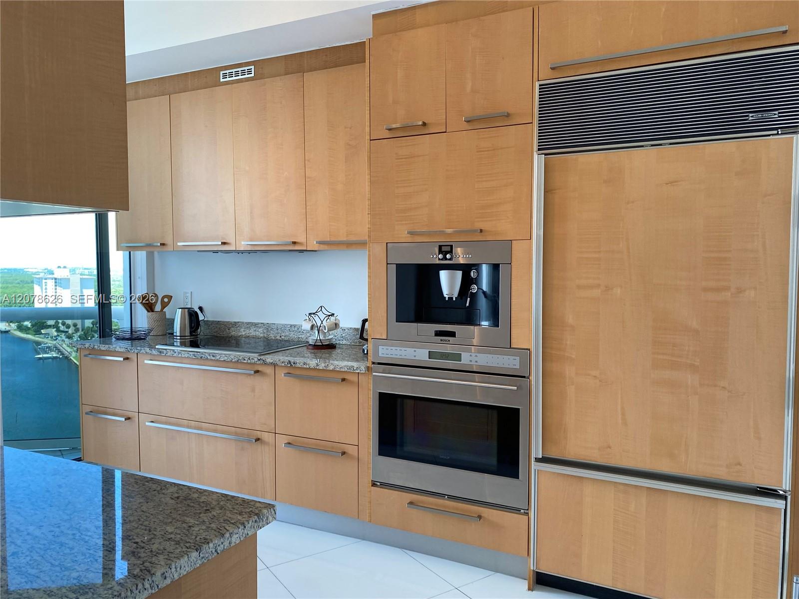 1605 2 / 2 1463 sq. ft. $ 2026-08-27 0 foto