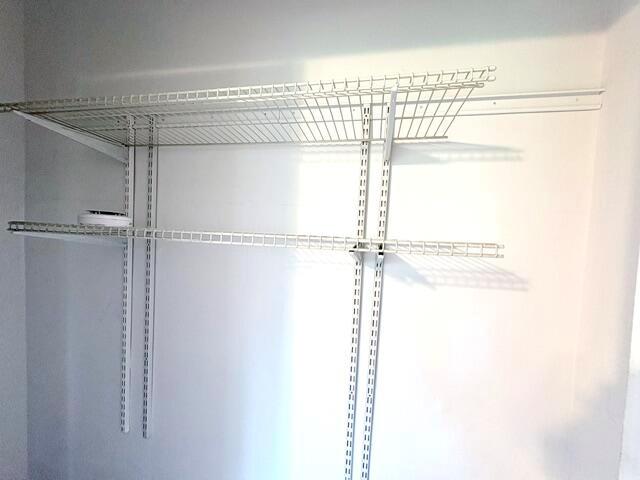   / 0 1296 sq. ft. $ 2026-08-28 0 foto