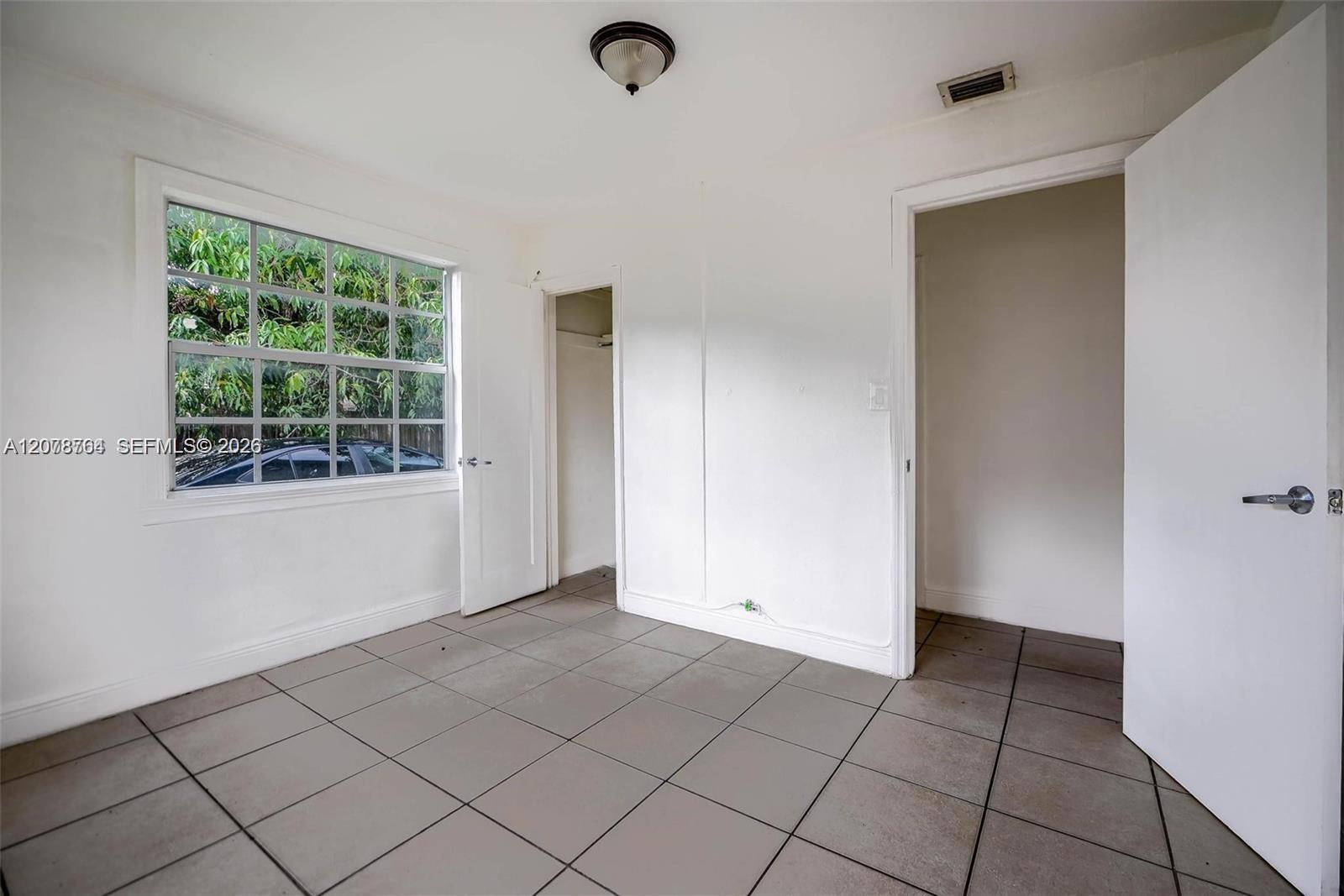 Ver detalles / 1535 sq. ft. $ 2026-08-27 0 foto