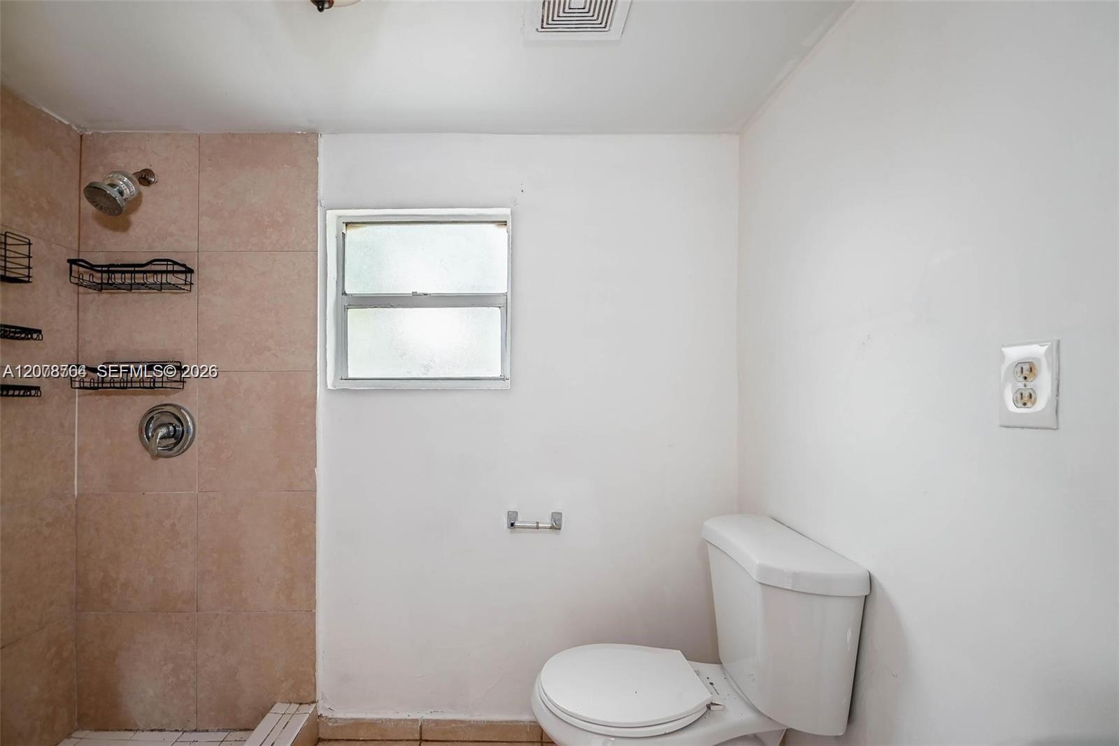 Ver detalles / 1535 sq. ft. $ 2026-08-27 0 foto