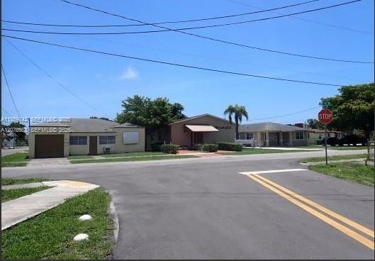   /   sq. ft. $ 2026-08-27 0 foto