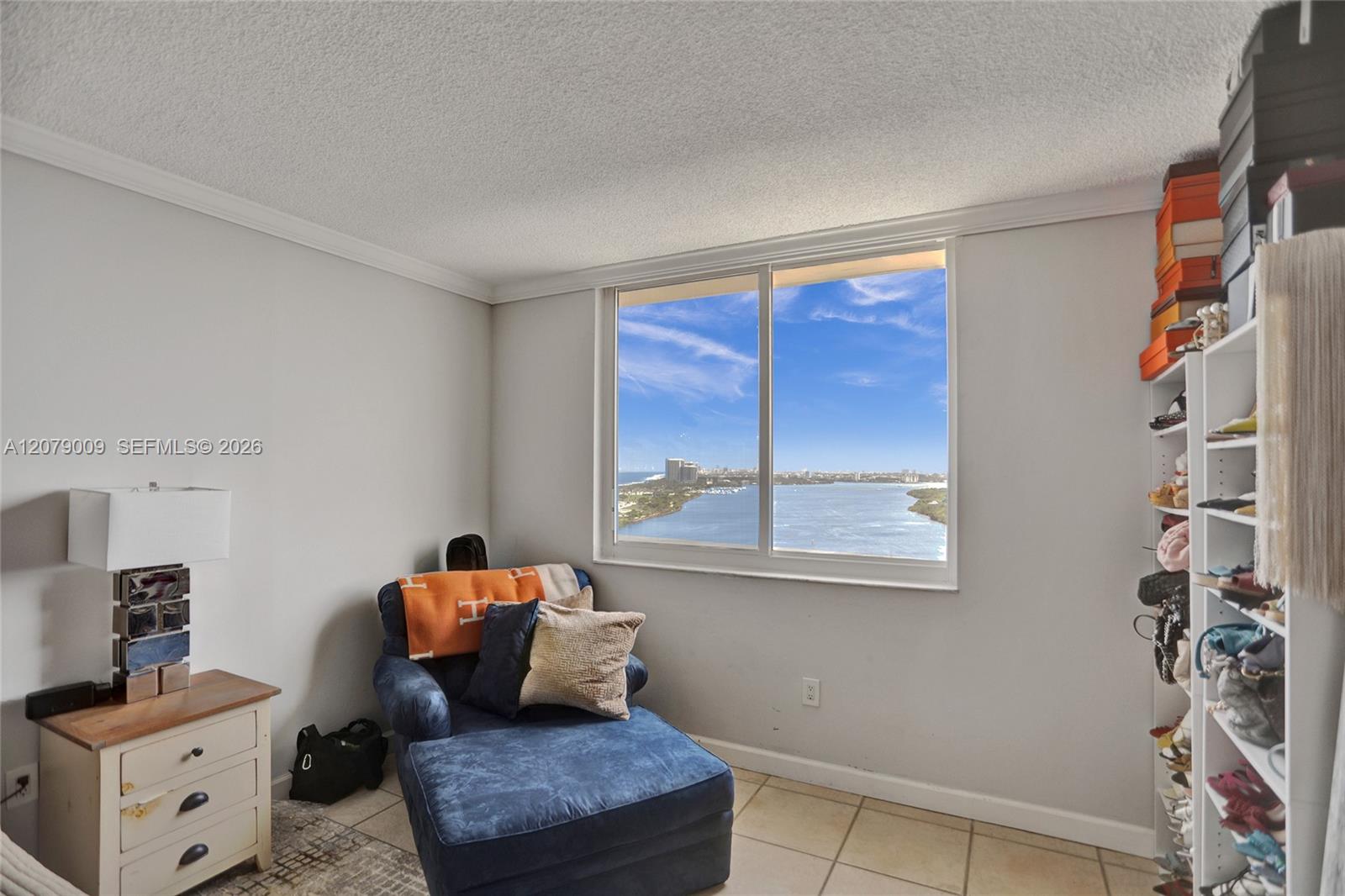 PH10 2 / 2 1220 sq. ft. $ 2026-08-27 0 foto