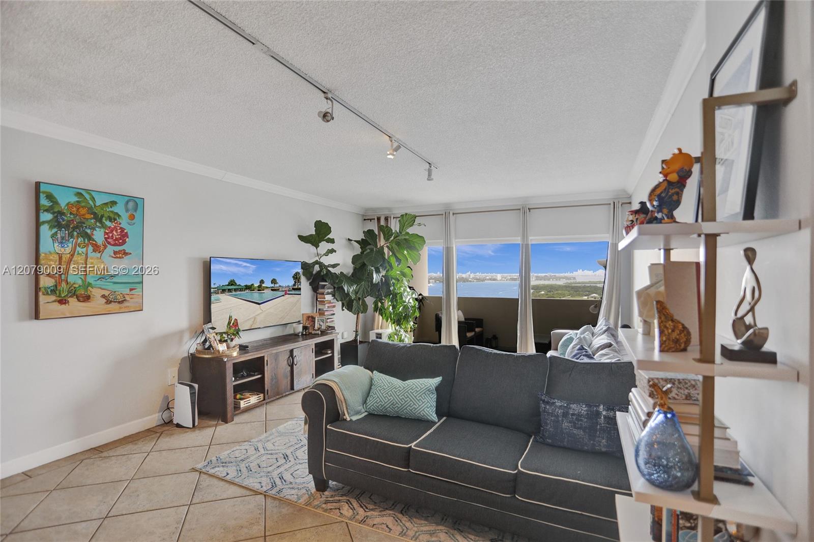 PH10 2 / 2 1220 sq. ft. $ 2026-08-27 0 foto