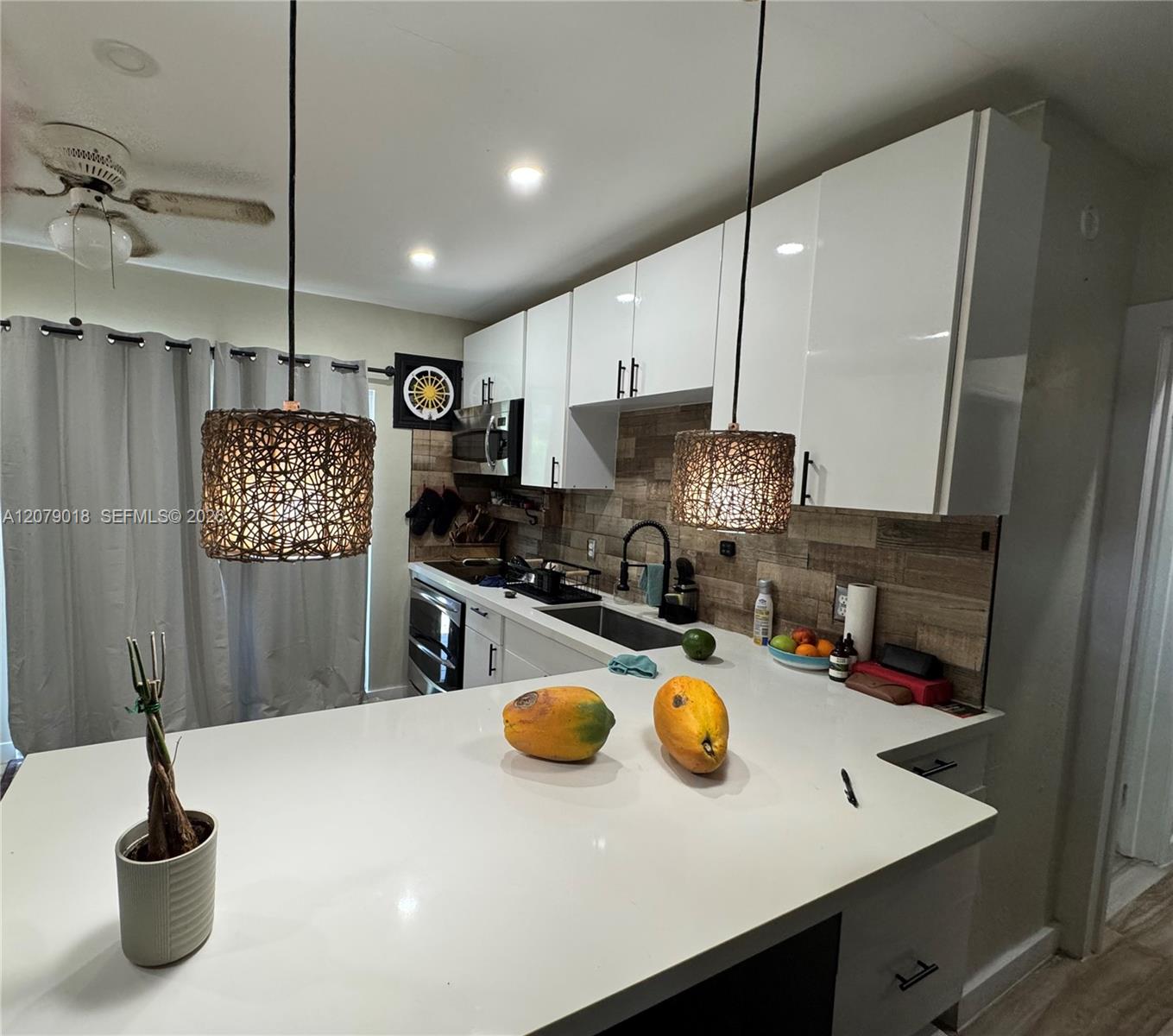 See details / 893 sq. ft. $ 2026-08-27 0 Photo