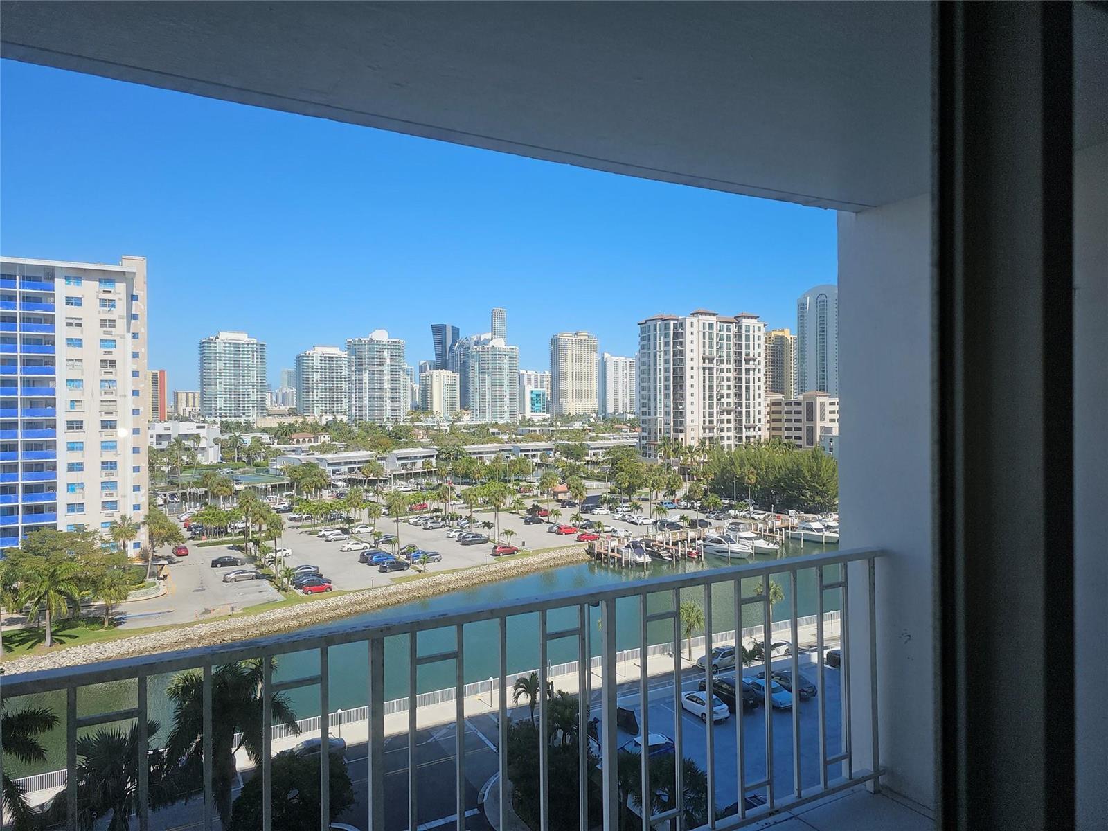 See details 817 1 / 762 sq. ft. $ 2026-08-29 0 Photo