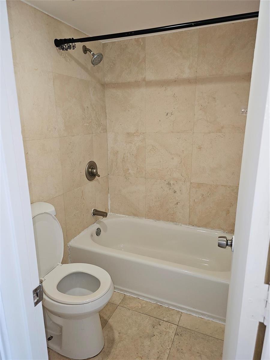 See details 817 1 / 762 sq. ft. $ 2026-08-29 0 Photo
