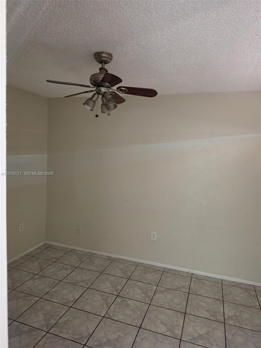 356-12 2 / 2 800 sq. ft. $ 2026-08-27 0 Photo