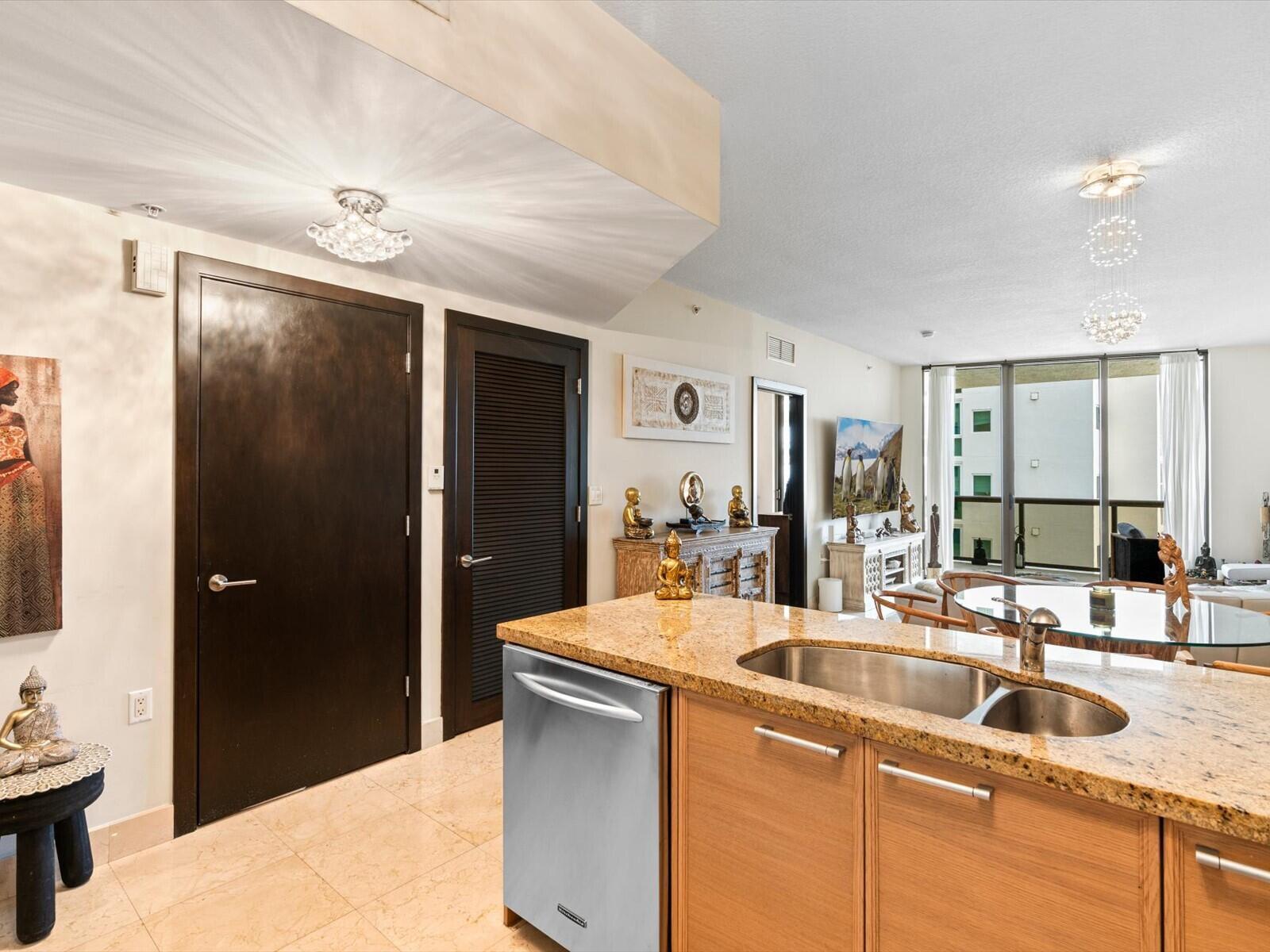 13-Kitchen