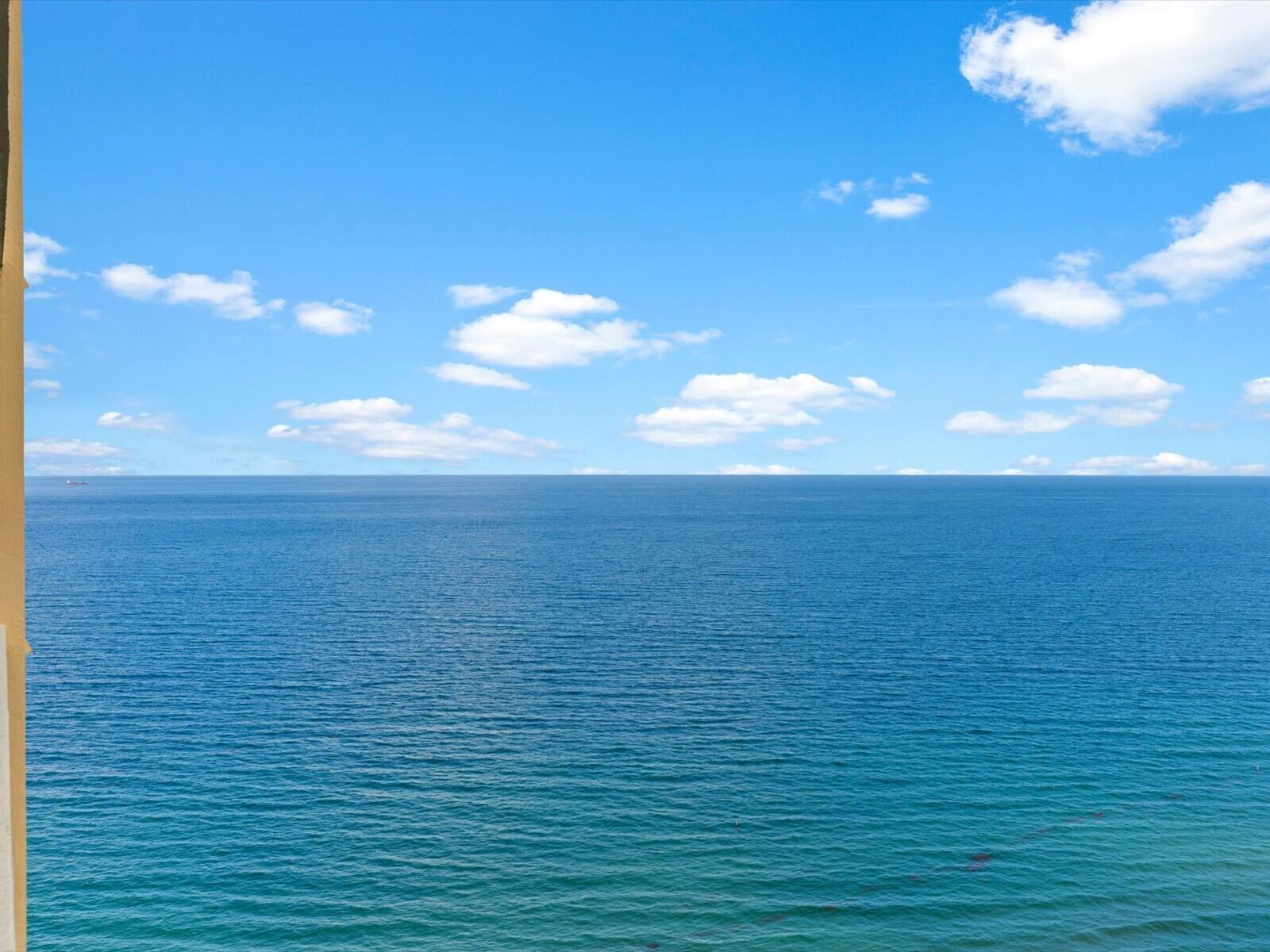 24-Balcony View