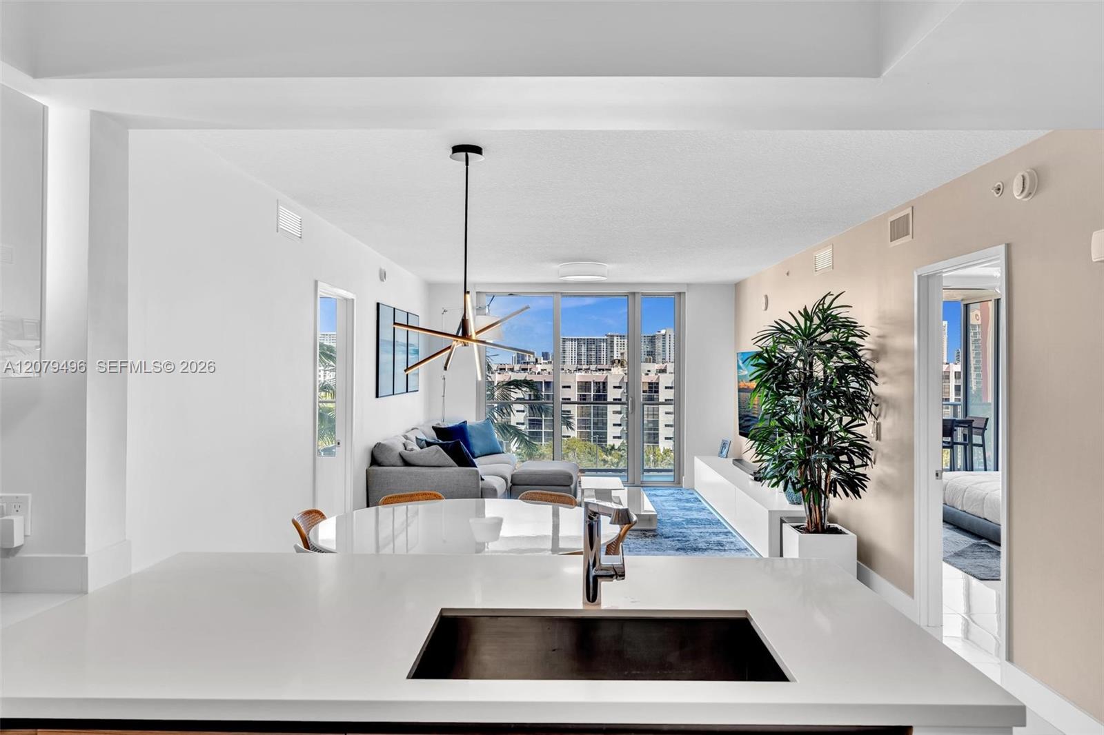 4-805 3 / 3 1541 sq. ft. $ 2026-08-28 0 Photo