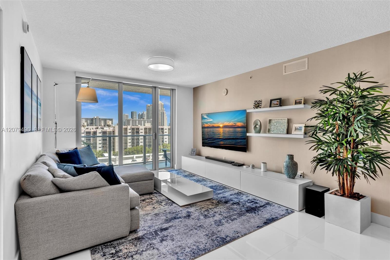 4-805 3 / 3 1541 sq. ft. $ 2026-08-28 0 Photo