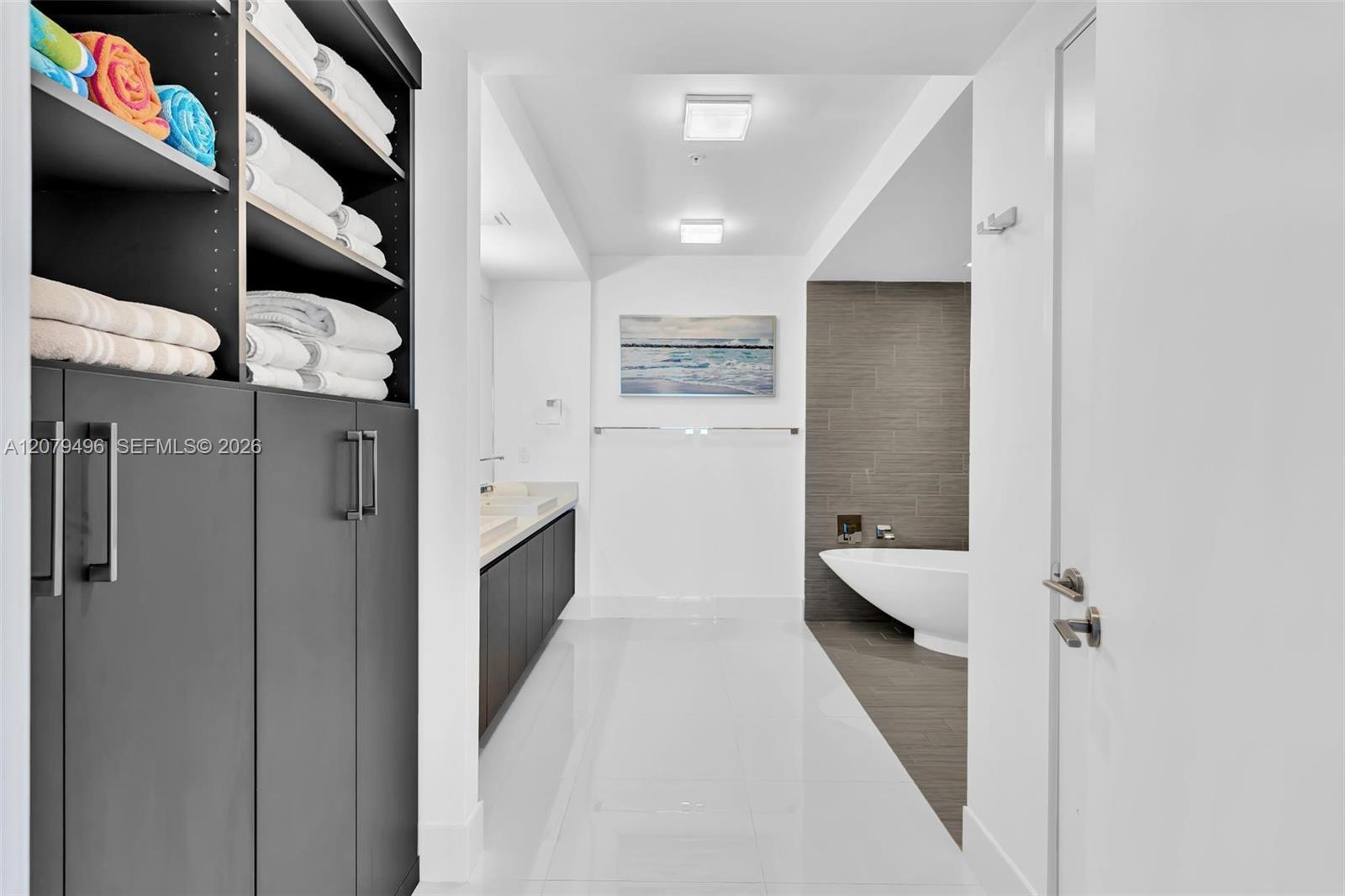 4-805 3 / 3 1541 sq. ft. $ 2026-08-28 0 Photo