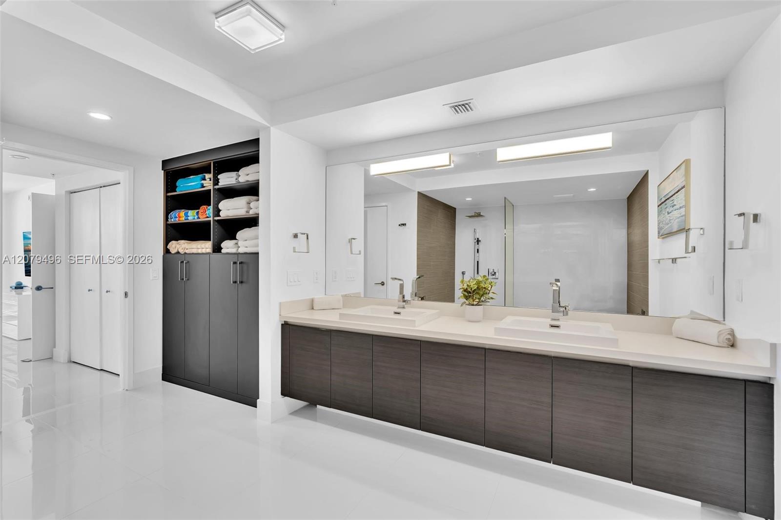 4-805 3 / 3 1541 sq. ft. $ 2026-08-28 0 Photo