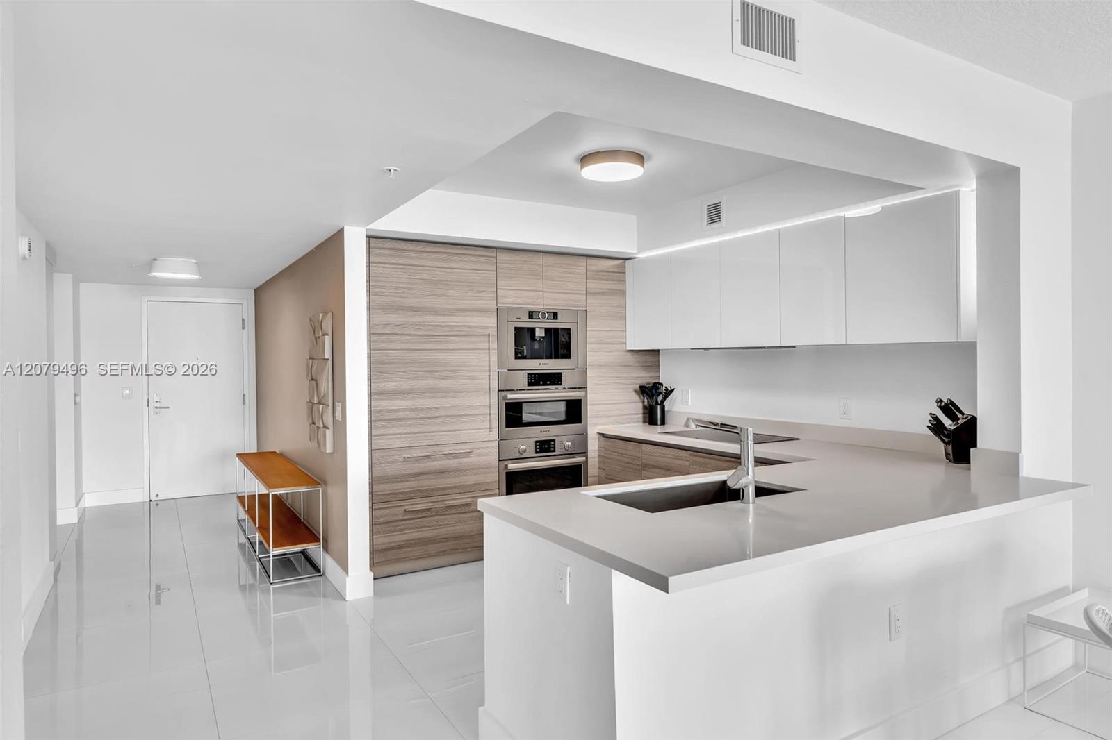 4-805 3 / 3 1541 sq. ft. $ 2026-08-28 0 Photo