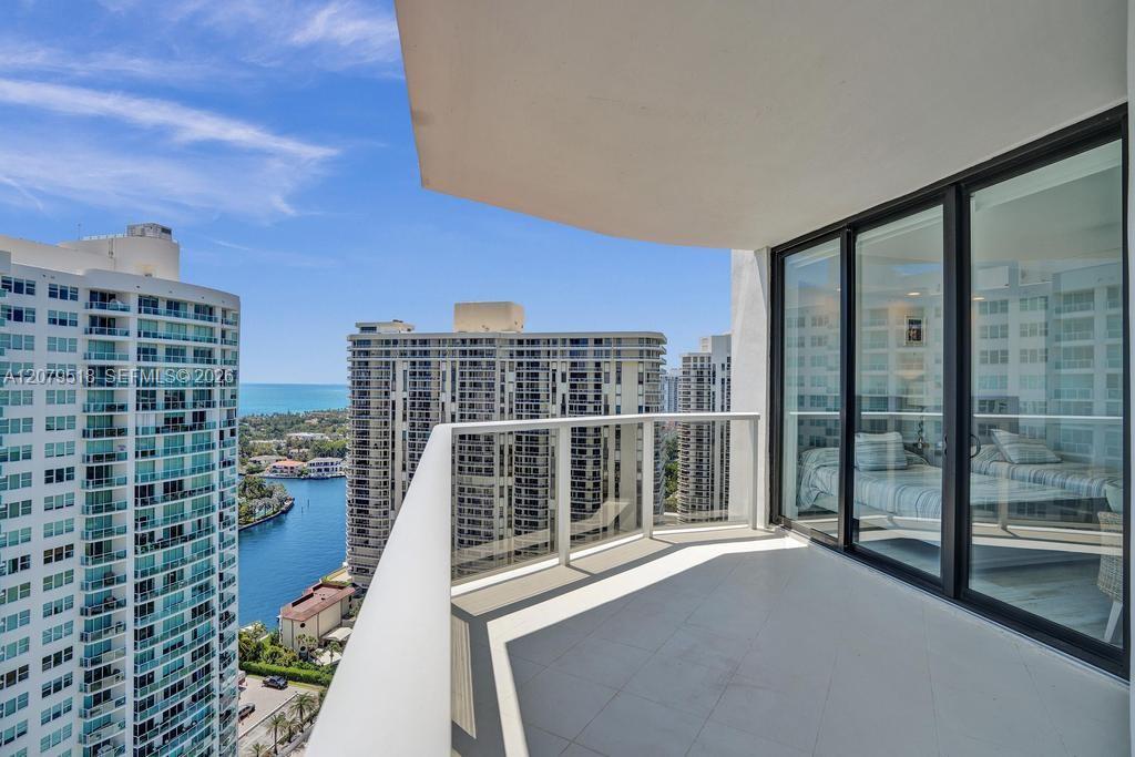 Photo 67 of Country Club Dr