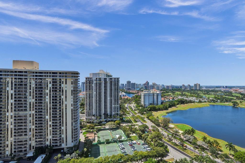 Photo 68 of Country Club Dr