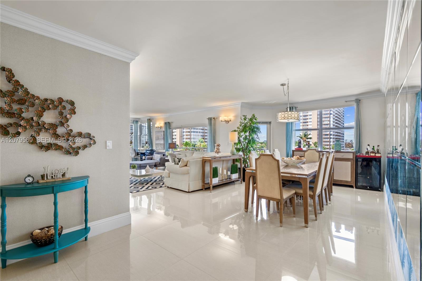 Ver detalles 4E 3 / 3 1780 sq. ft. $ 2026-08-28 0 foto