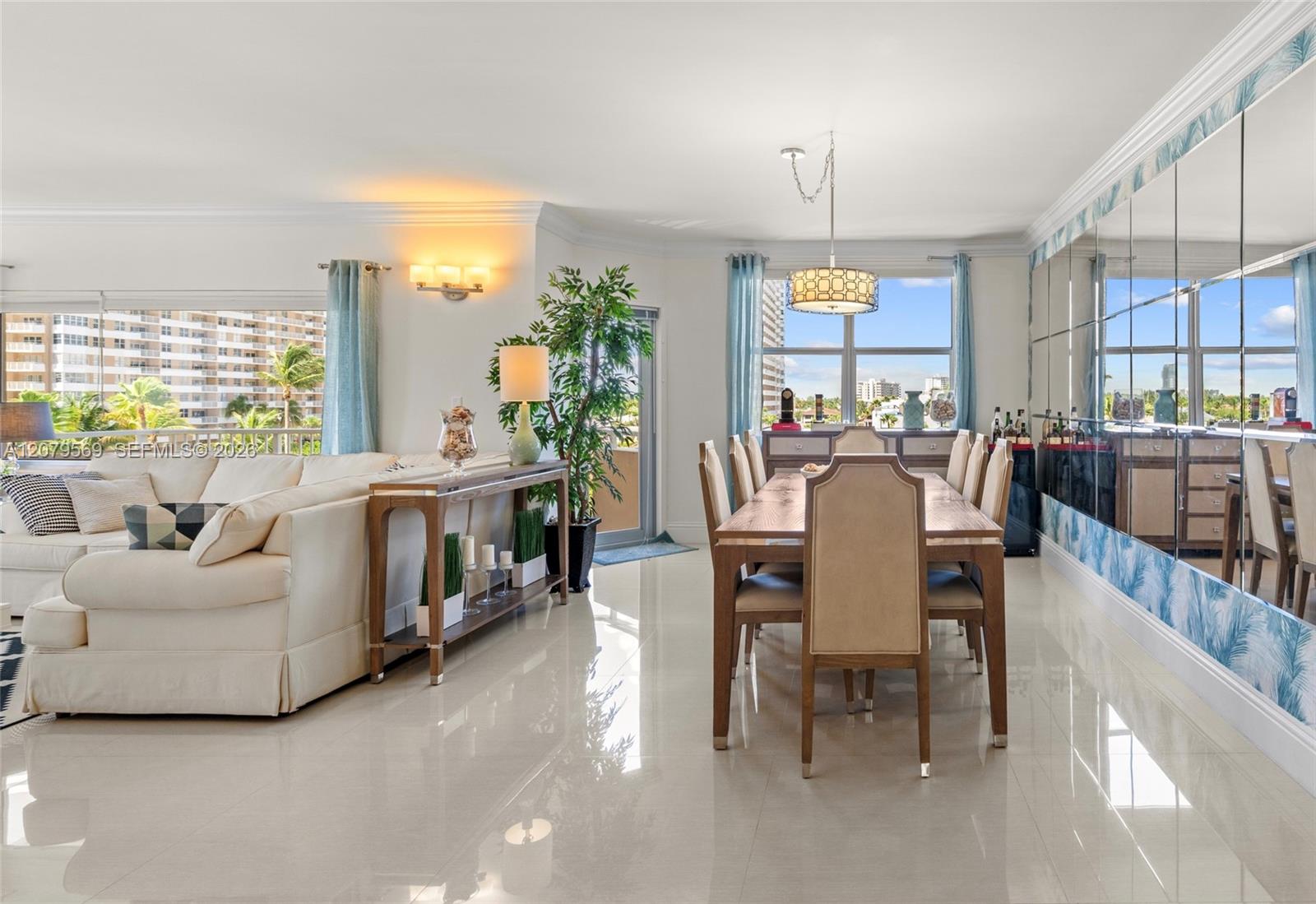 Ver detalles 4E 3 / 3 1780 sq. ft. $ 2026-08-28 0 foto