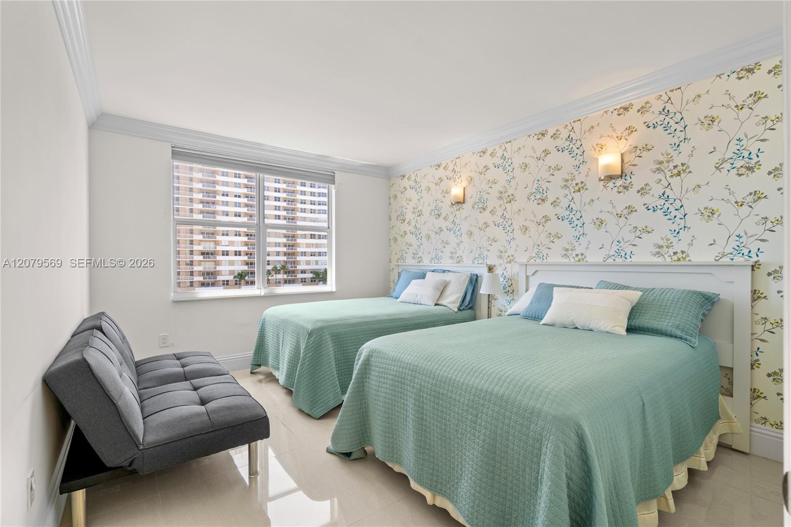 Ver detalles 4E 3 / 3 1780 sq. ft. $ 2026-08-28 0 foto