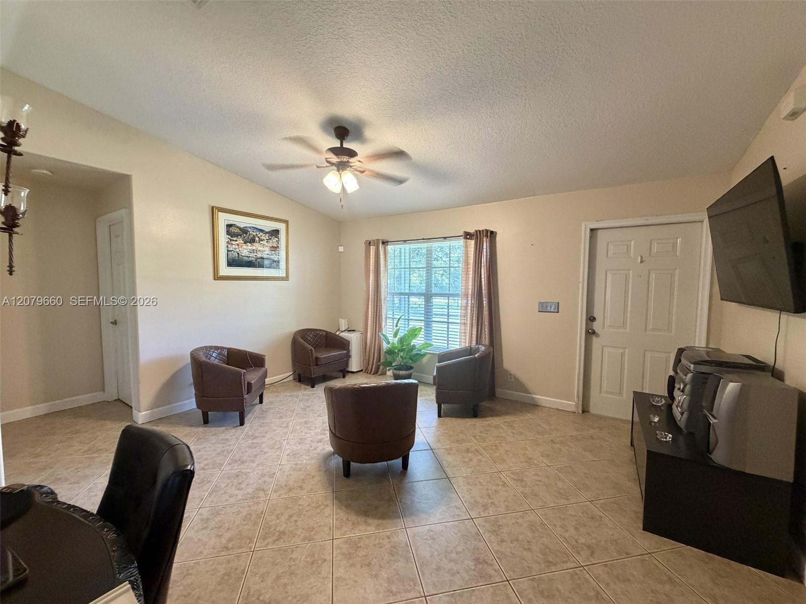 16298 4 / 2 1351 sq. ft. $ 2026-09-17 0 foto