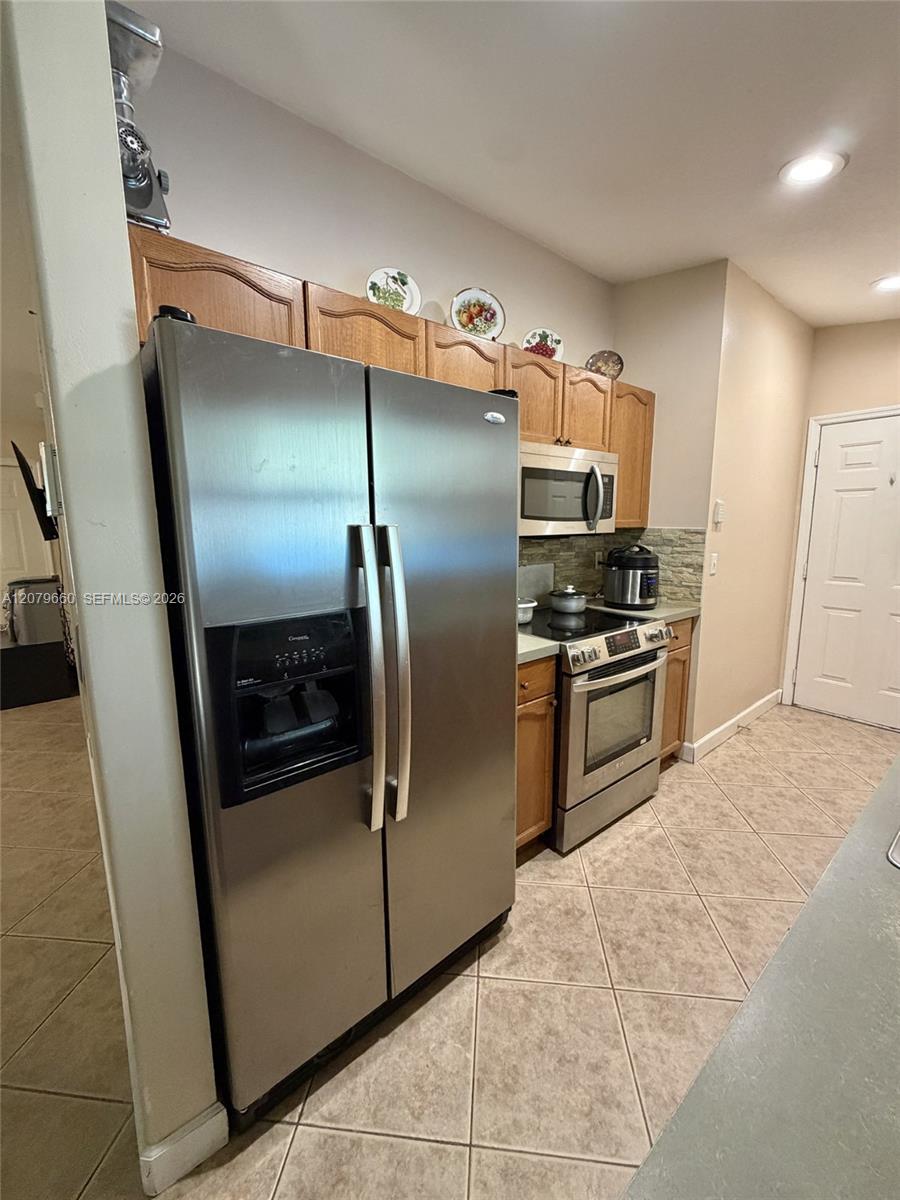 16298 4 / 2 1351 sq. ft. $ 2026-09-17 0 foto
