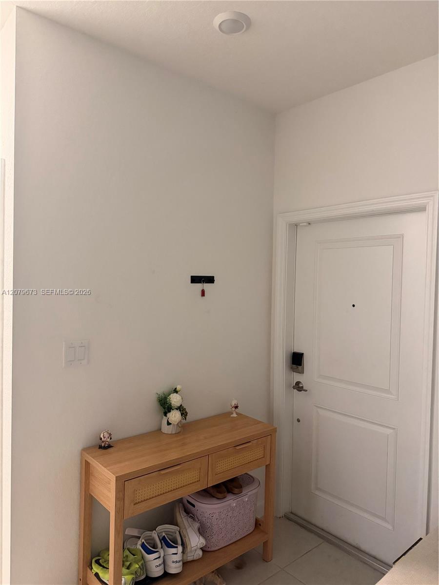 16235 3 / 3 1483 sq. ft. $ 2026-08-28 0 Photo