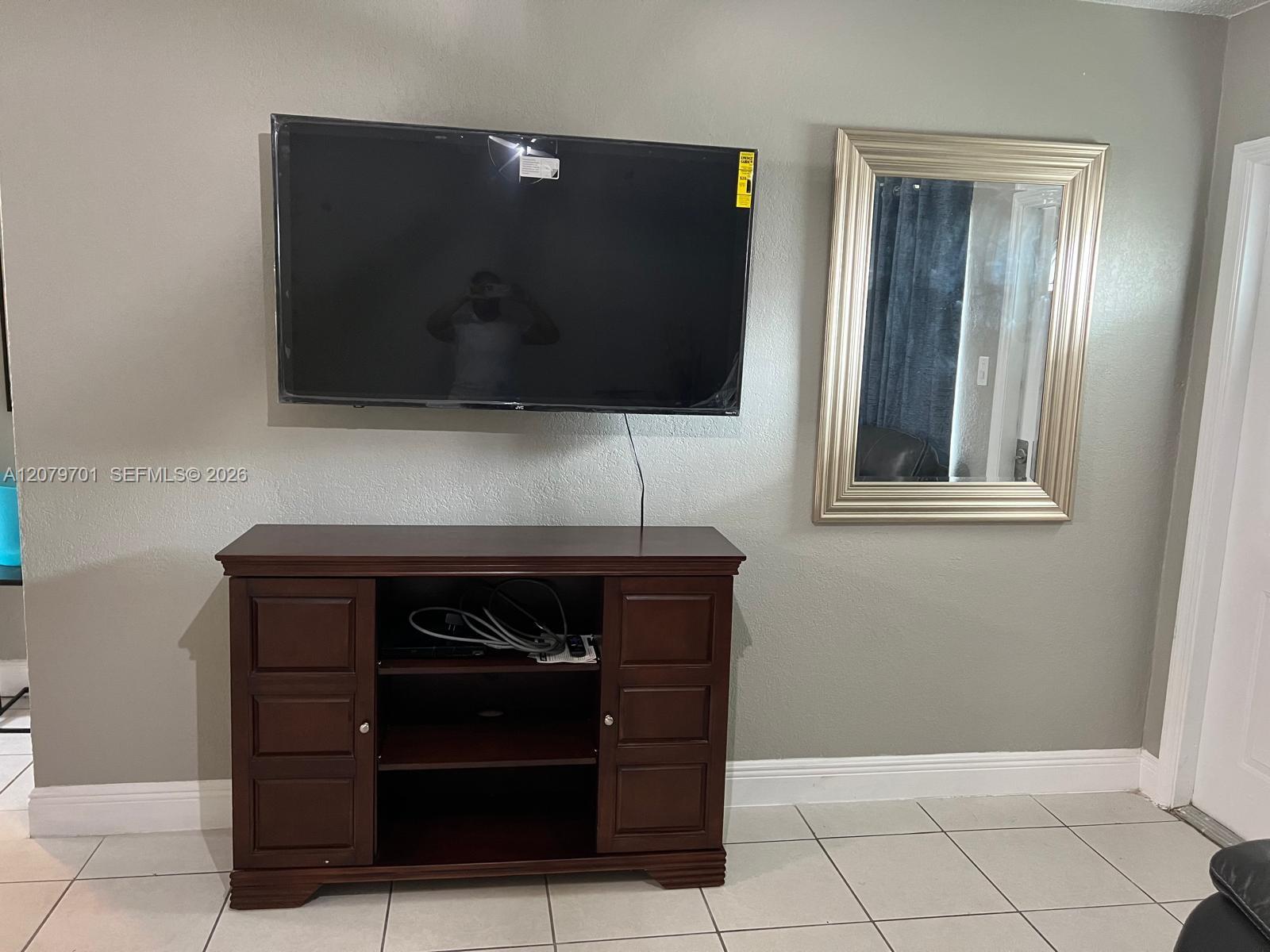 Ver detalles / 1575 sq. ft. $ 2026-08-28 0 foto