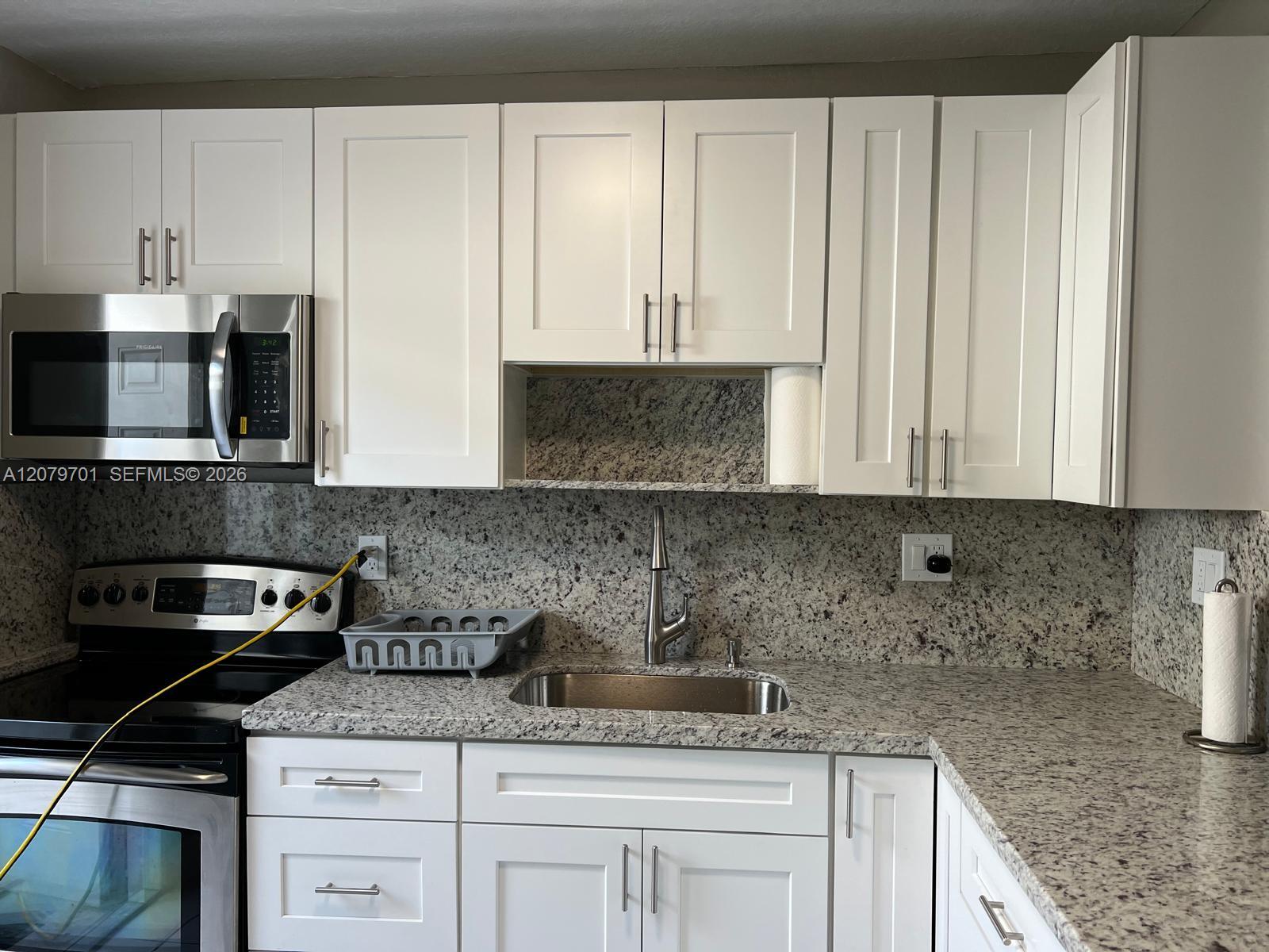 Ver detalles / 1575 sq. ft. $ 2026-08-28 0 foto