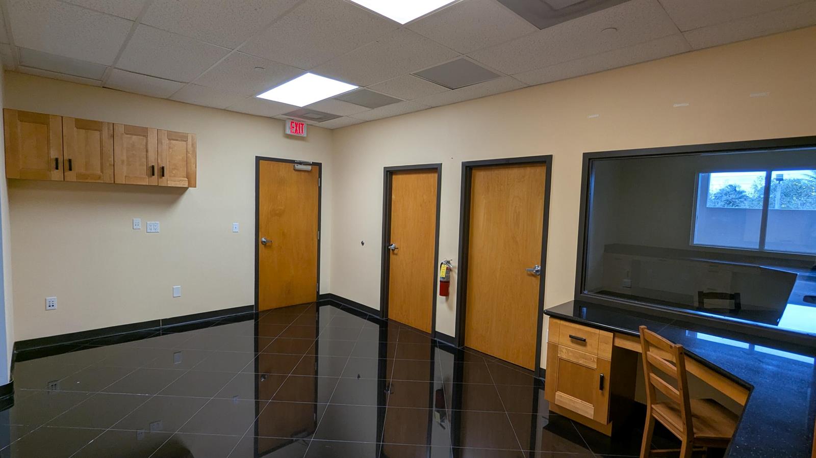 24  / 0  sq. ft. $ 2026-09-15 0 Photo