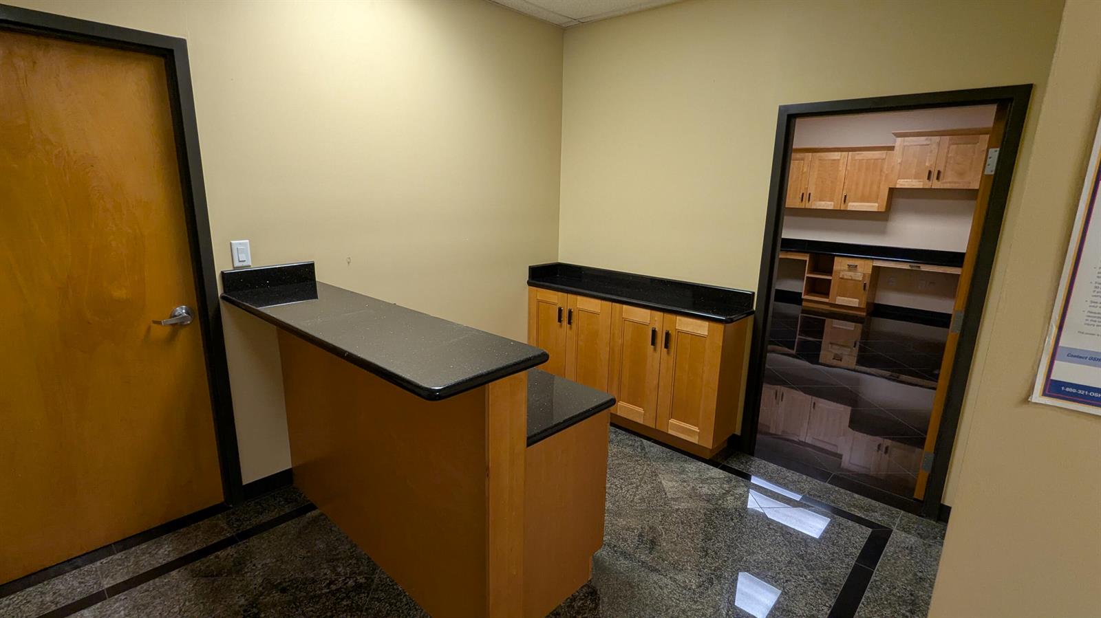 24  / 0  sq. ft. $ 2026-09-15 0 Photo