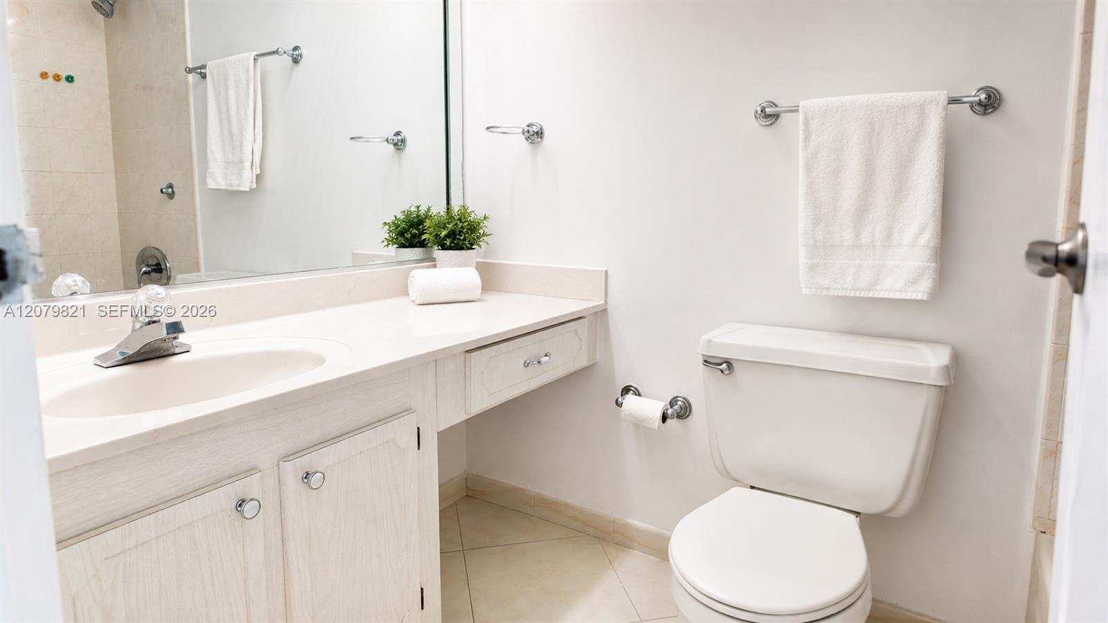 See details 1215 2 / 2 1488 sq. ft. $ 2026-08-28 0 Photo