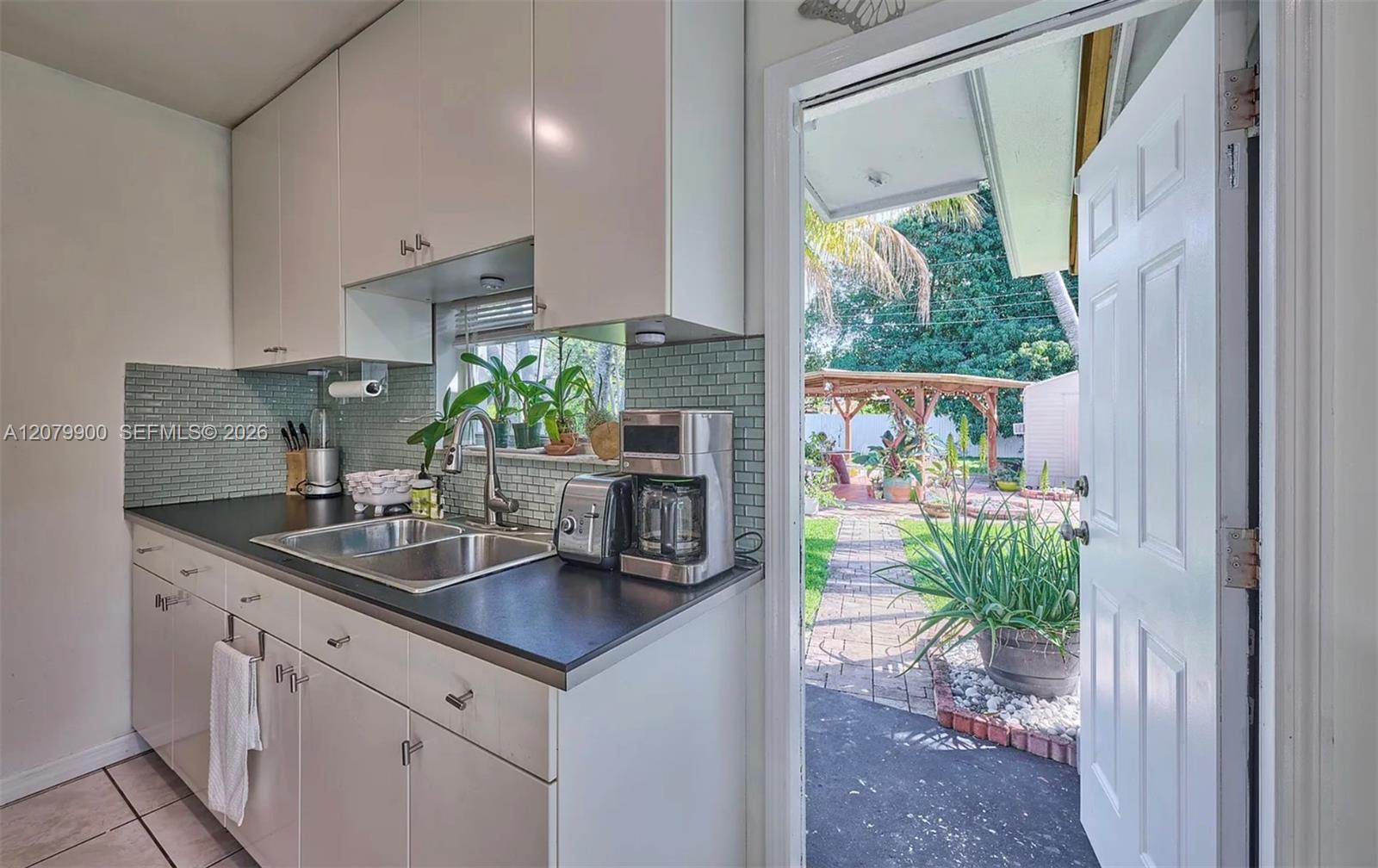 Ver detalles / 800 sq. ft. $ 2026-08-29 0 foto