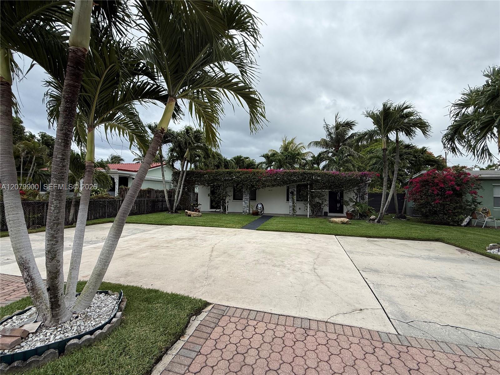 Ver detalles / 800 sq. ft. $ 2026-08-29 0 foto