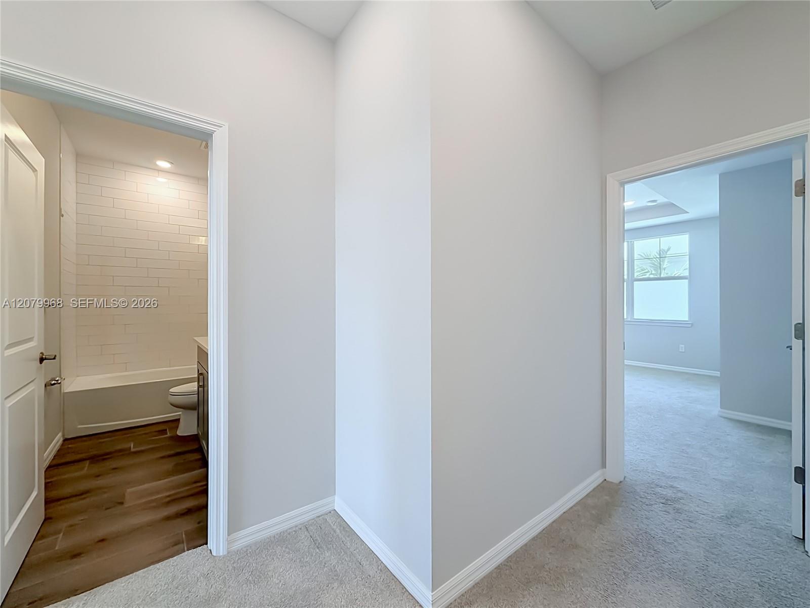 1040 3 / 3 1421 sq. ft. $ 2026-08-29 0 Photo