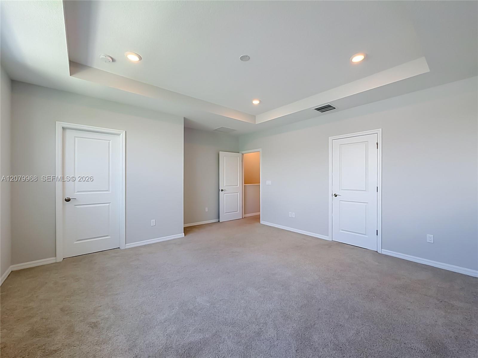 1040 3 / 3 1421 sq. ft. $ 2026-08-29 0 Photo