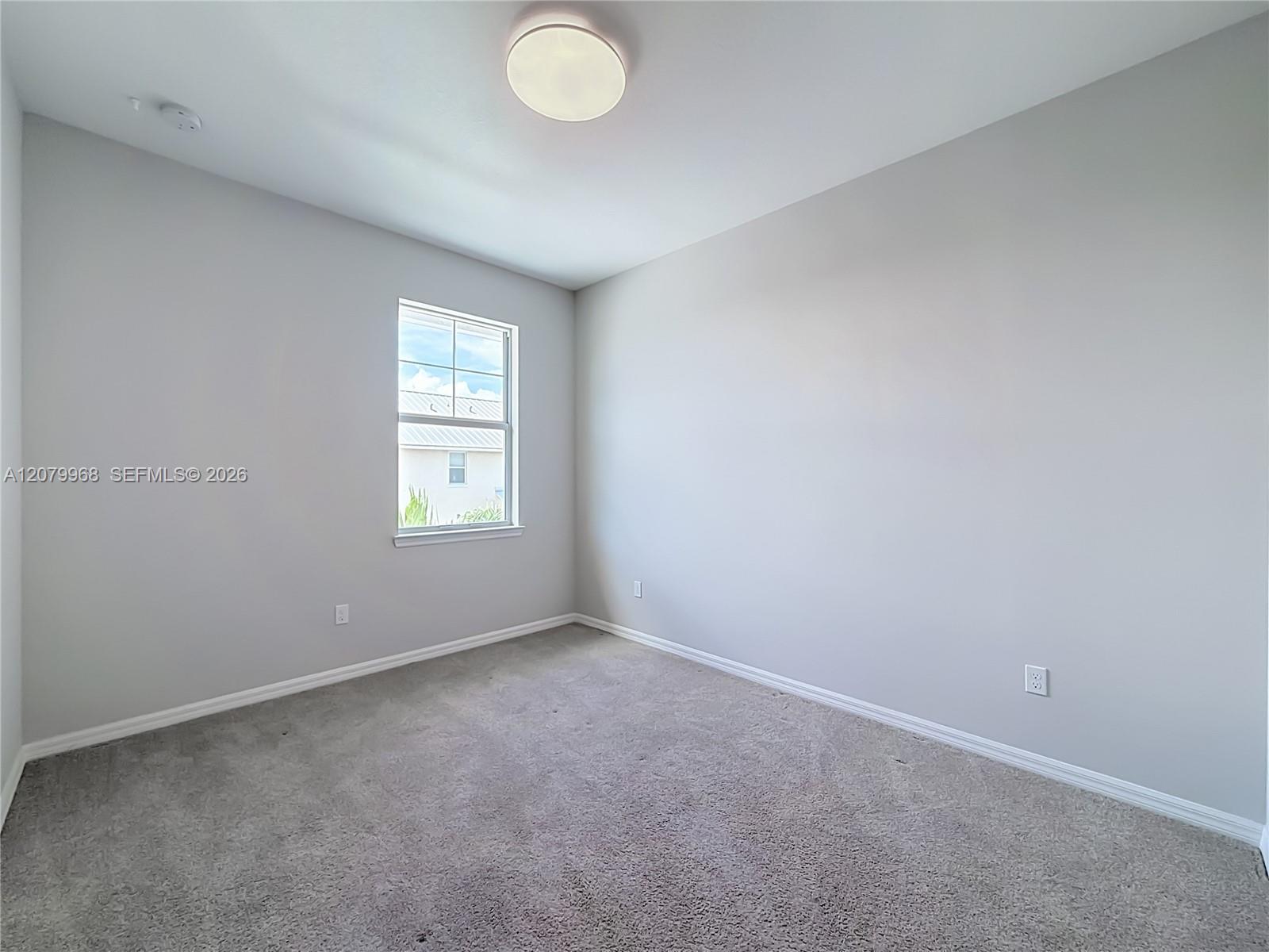 1040 3 / 3 1421 sq. ft. $ 2026-08-29 0 Photo