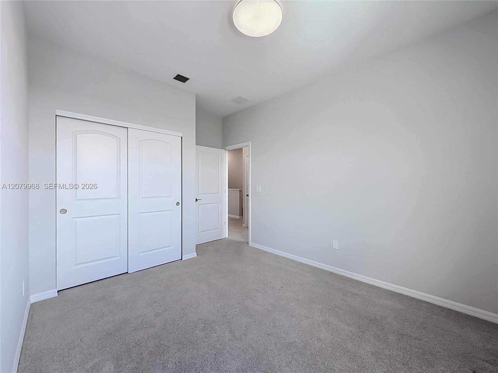 1040 3 / 3 1421 sq. ft. $ 2026-08-29 0 Photo