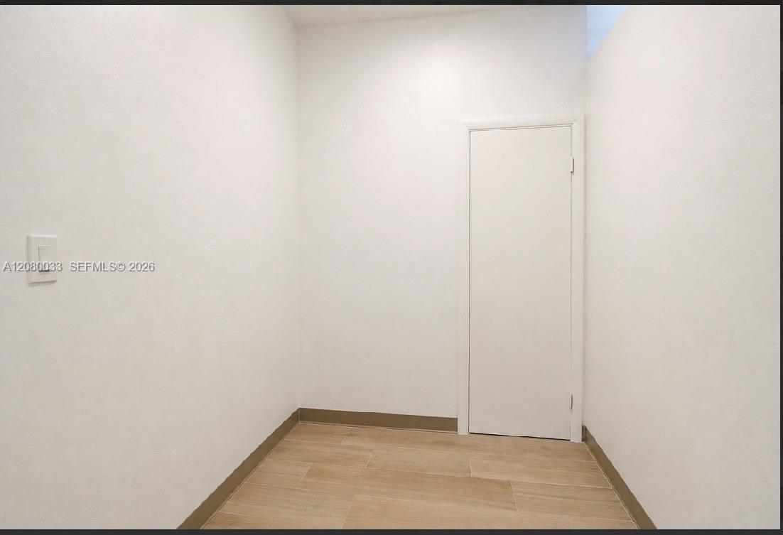 Ver detalles / sq. ft. $ 2026-08-29 0 foto