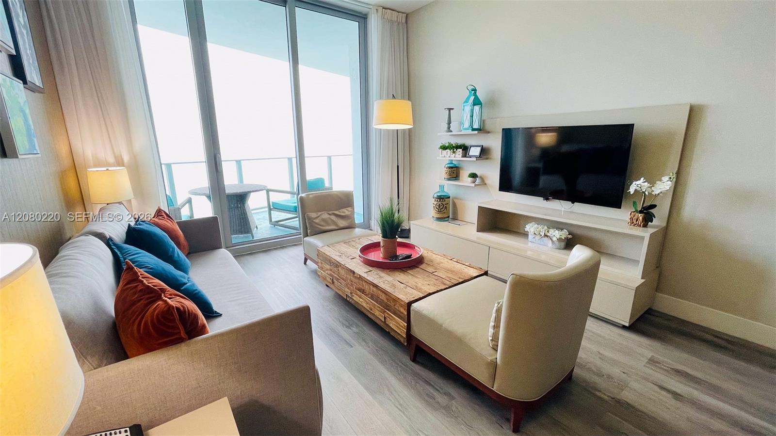 MPH8 2 / 2 1179 sq. ft. $ 2026-08-30 0 foto