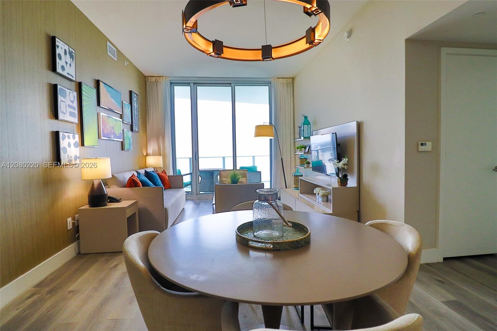 MPH8 2 / 2 1179 sq. ft. $ 2026-08-30 0 foto