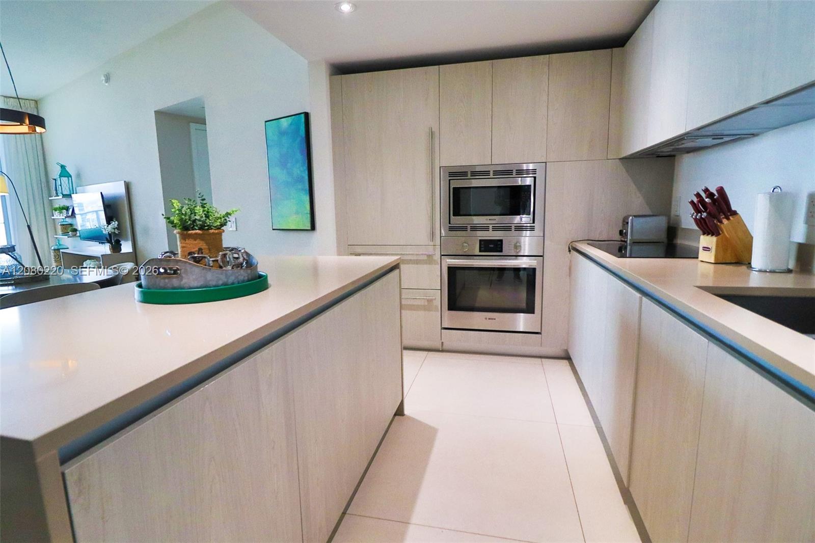 MPH8 2 / 2 1179 sq. ft. $ 2026-08-30 0 foto